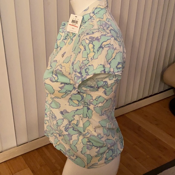 New Polo Shirt - Picture 2 of 3